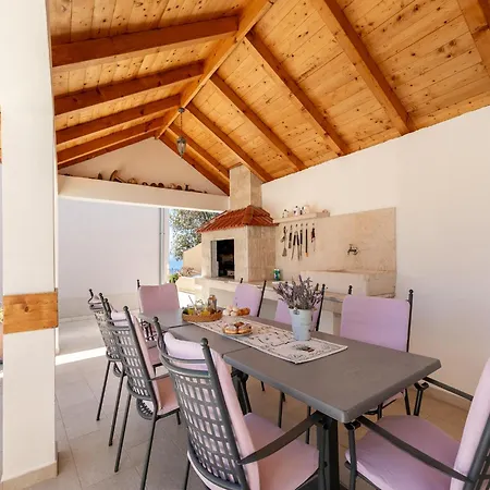 Lavanda Korcula Вилла Завалатица